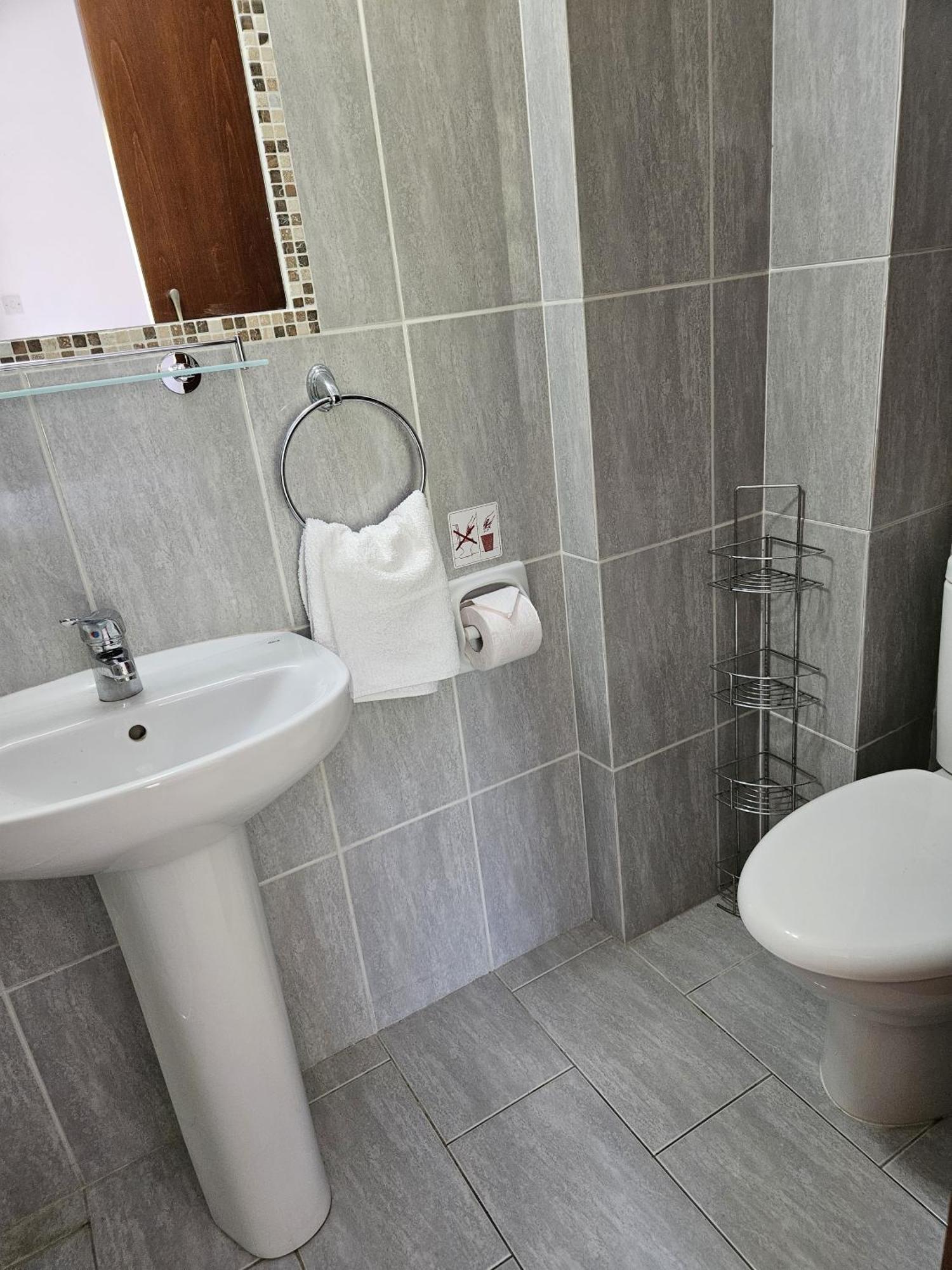 The Brightstay Paphos, 2 Bed Apt, Paphos Riviera, Universal Exterior photo